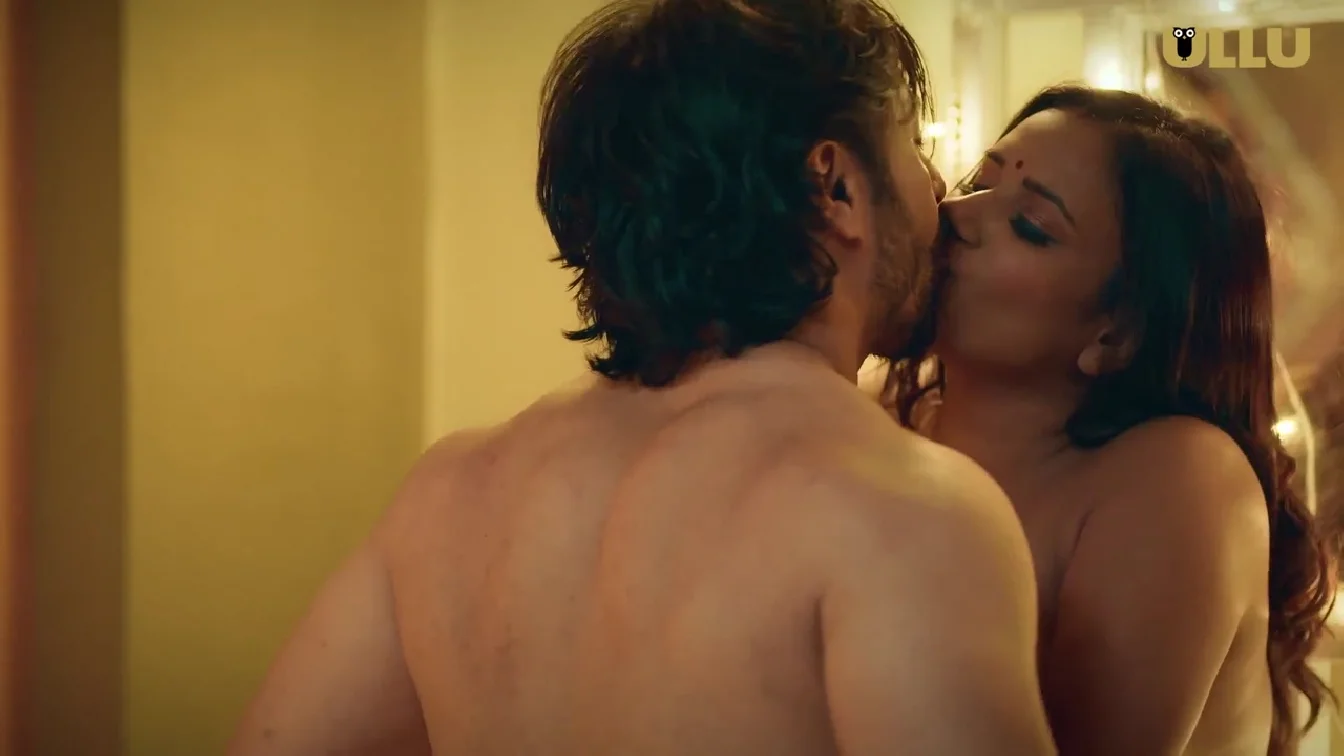 Preview of De De Pyaar De S01 P01 (E01-04) ULLU